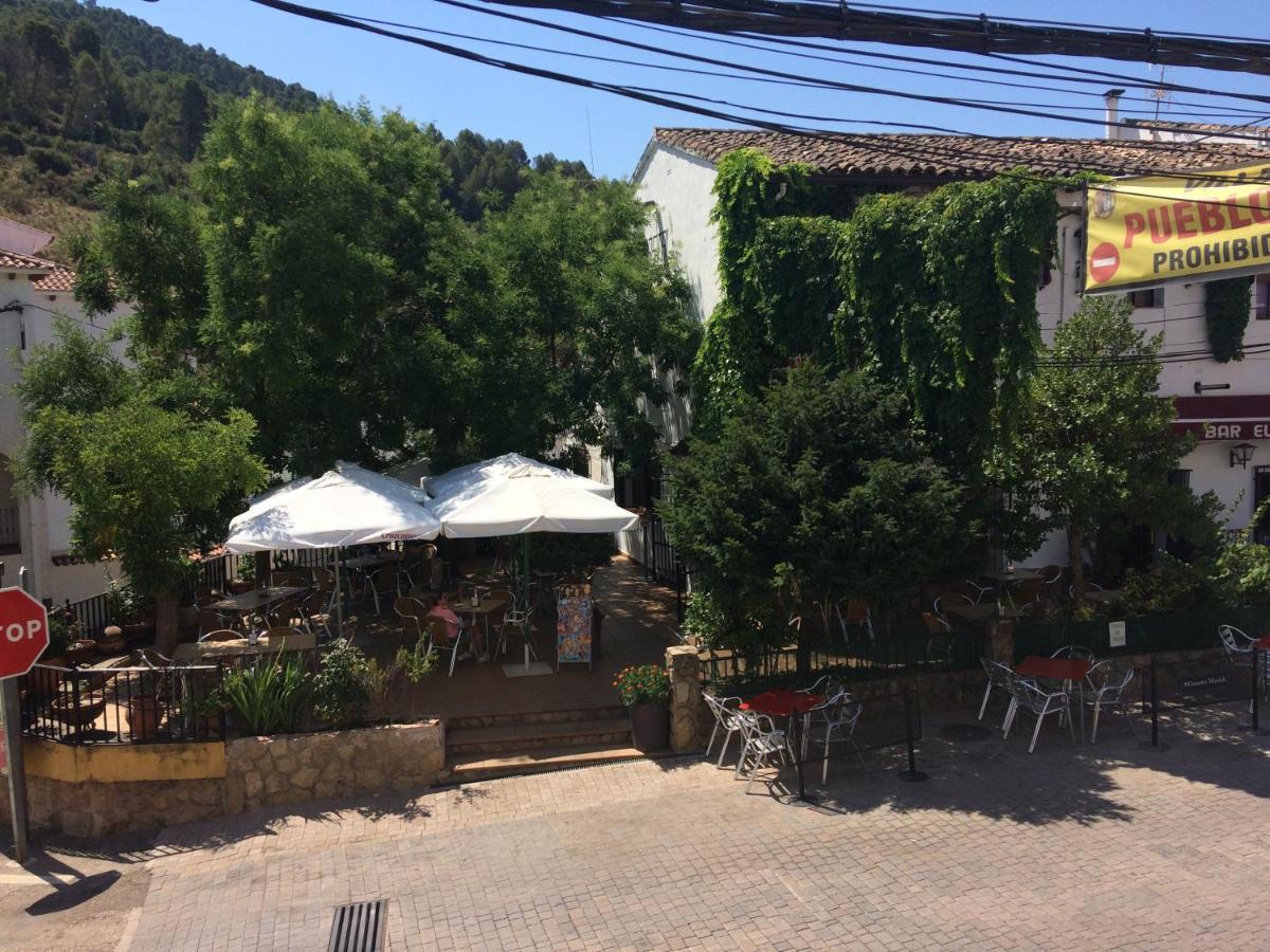 El Cruce Hornos Hotel Exterior photo